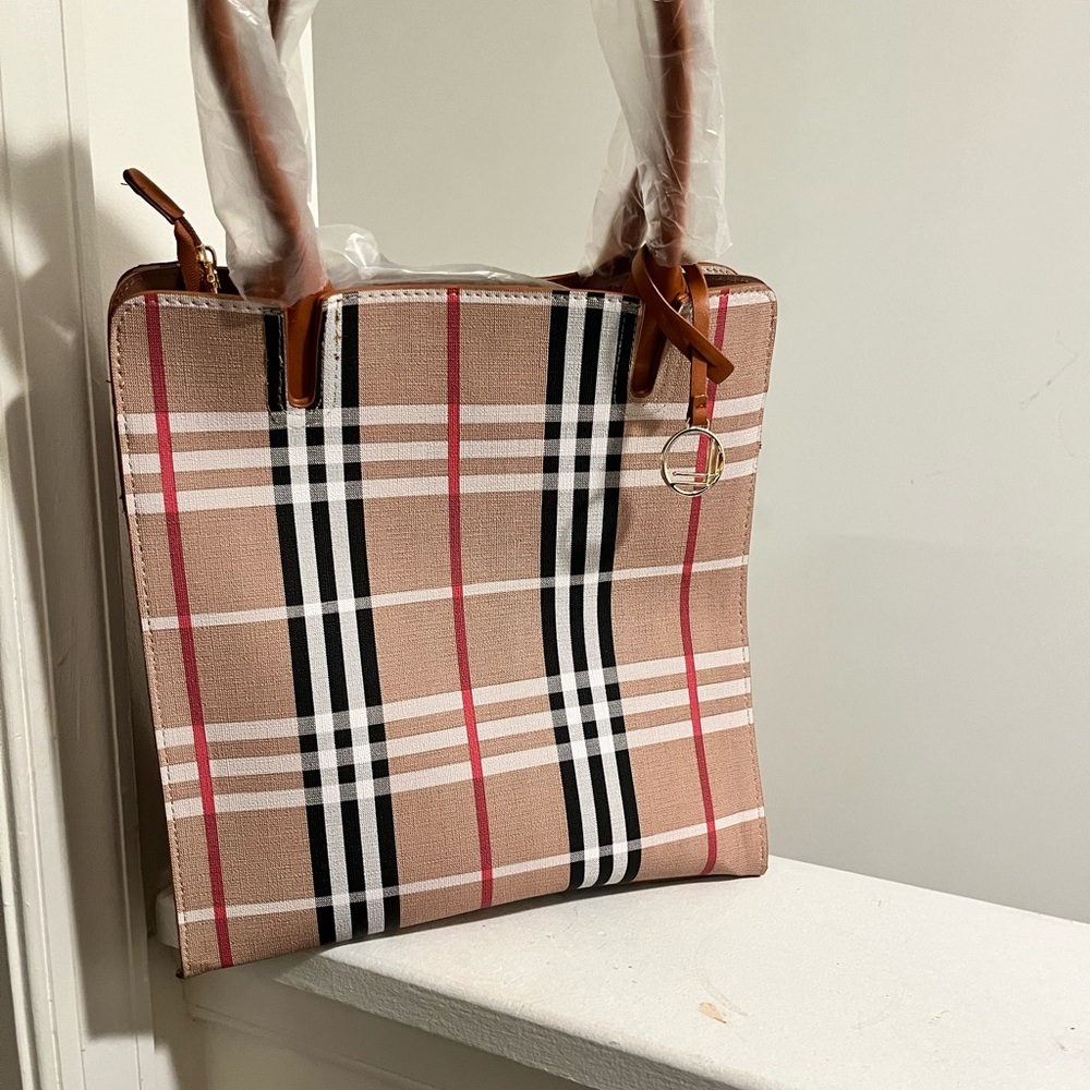 Brand new multicolor purse